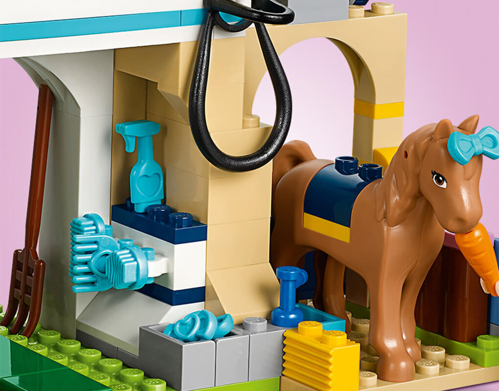 lego horse jumping set