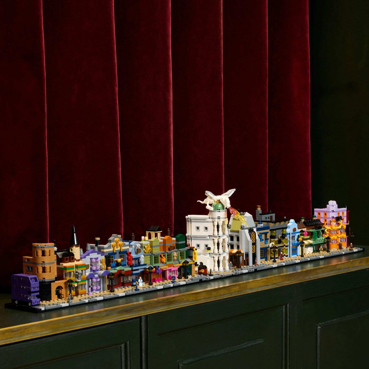BrickMagic.Asia | 76444 LEGO® Harry Potter™ Diagon Alley